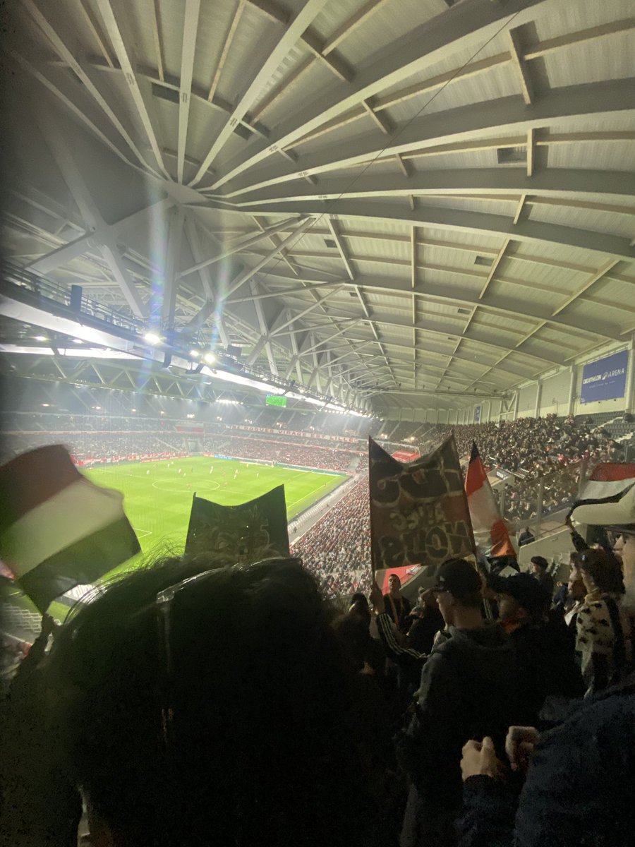 Tom aka « François » tweet media