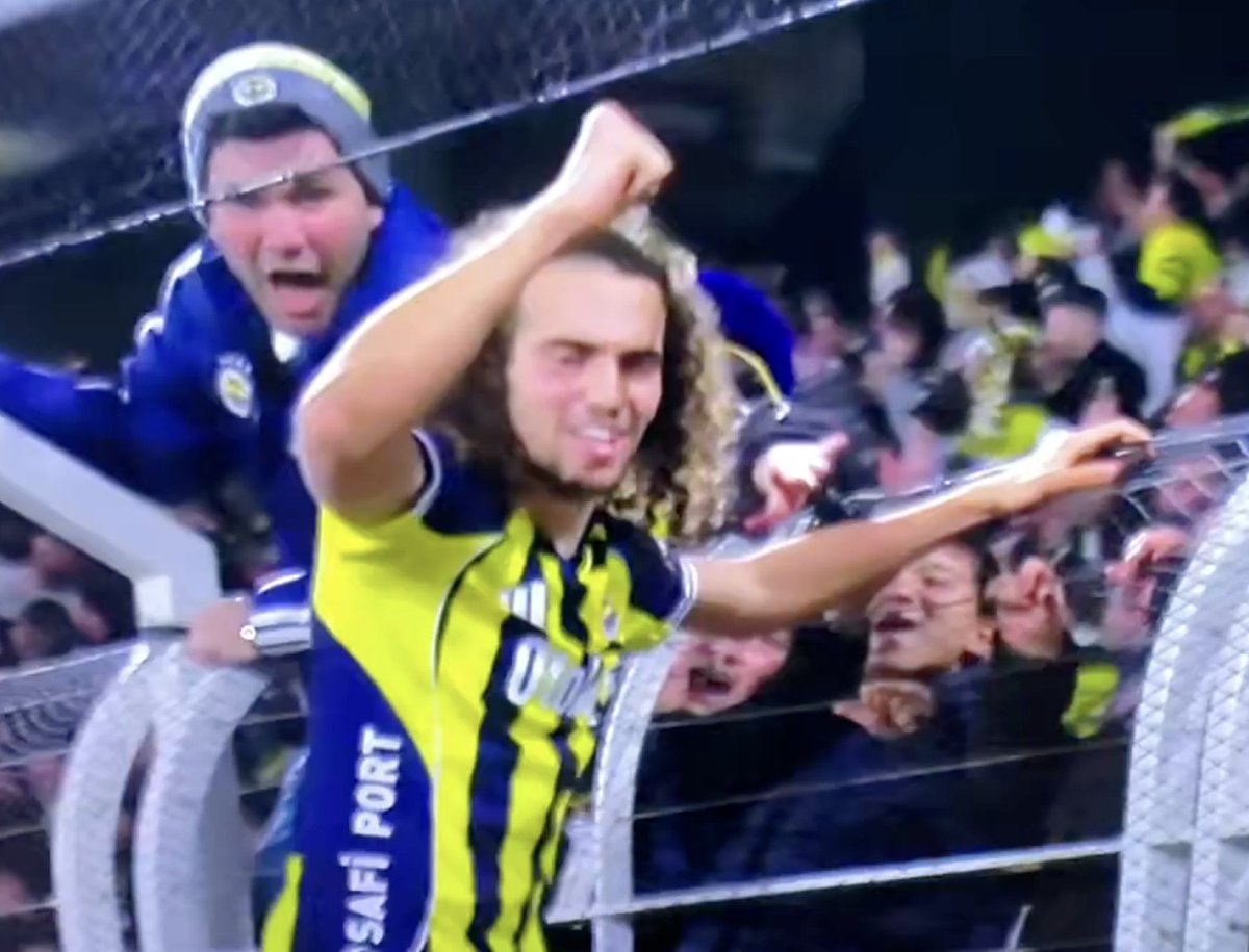 Scandalous decision in the Turkish league:

A Fenerbahçe player who ran towards the stands was given a yellow card, while a Galatasaray player who ran towards the stands was not given a yellow card.