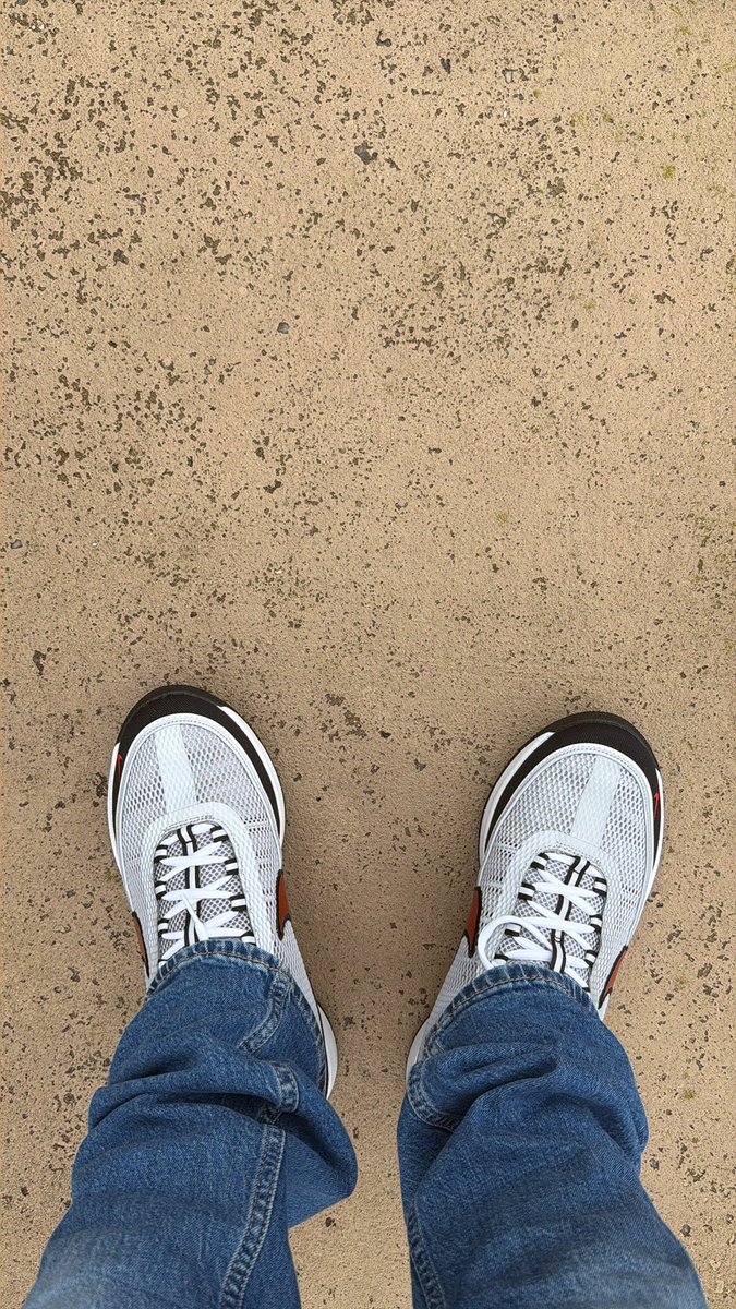 RealNickyRuth's tweet photo. @YoungCorey The Book 2s are pretty cool https://t.co/i7E7gFfCrR