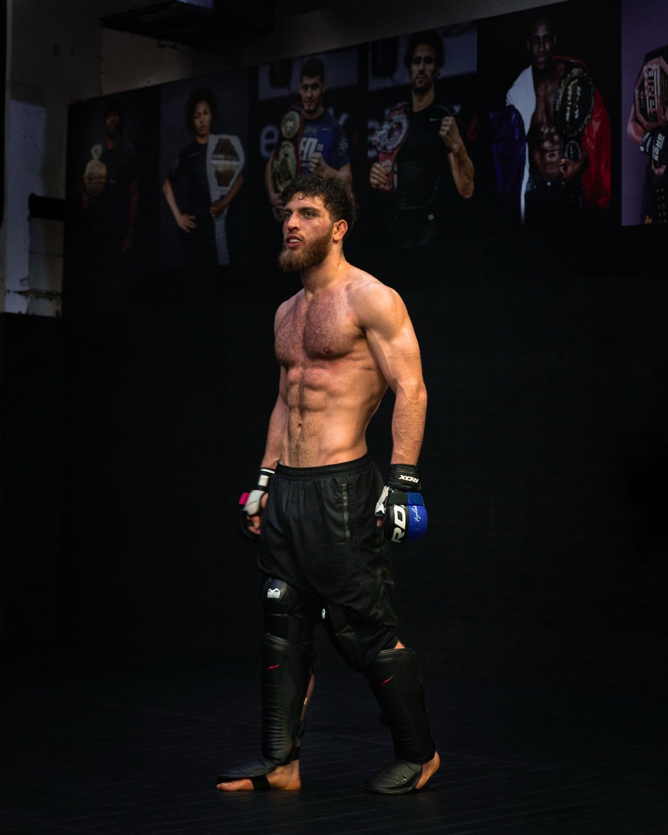 azamufc's tweet image. RDV le 25 avril l’équipage 🏴‍☠️
Bâti dans l’obscurité, prêt à briller.
À bientôt 🫡
#mma #combat #rt #like