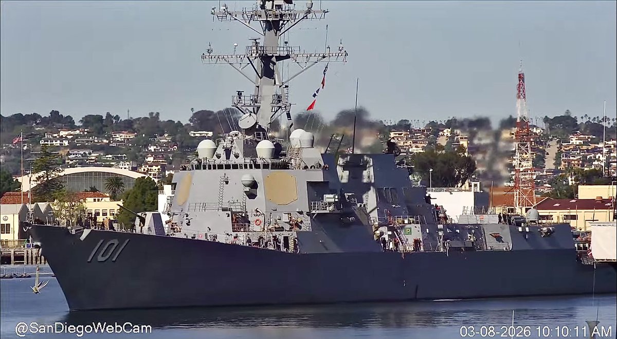 USS Gridley (DDG 101) Arleigh Burke-class Flight IIA guided missile ...