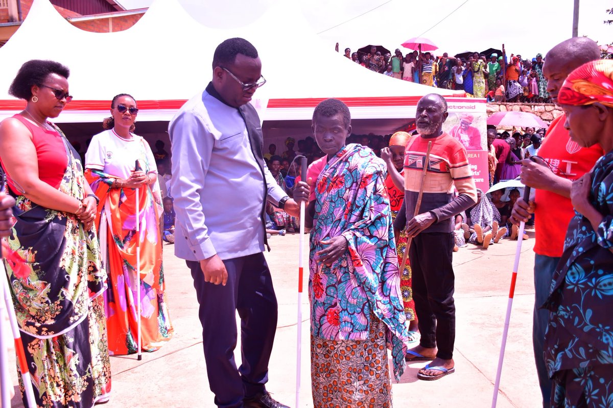 Gisagara District tweet media