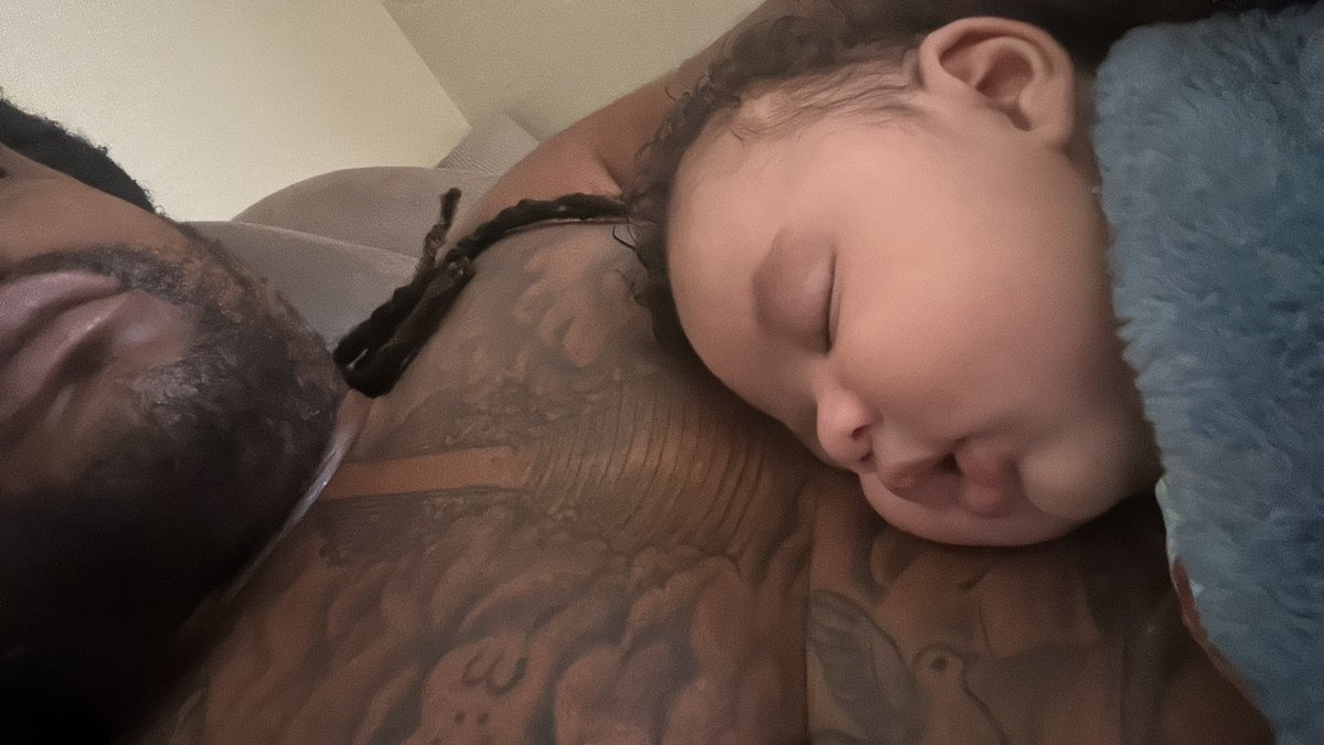 Kongo300's tweet photo. Daddy’s fat man https://t.co/ylsRrBdKv6