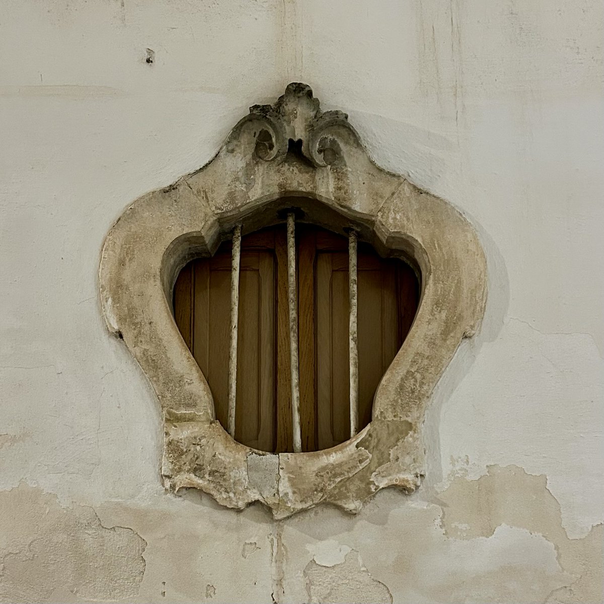 isotta_m's tweet image. Barocco martinese 

#Puglia
#finestre