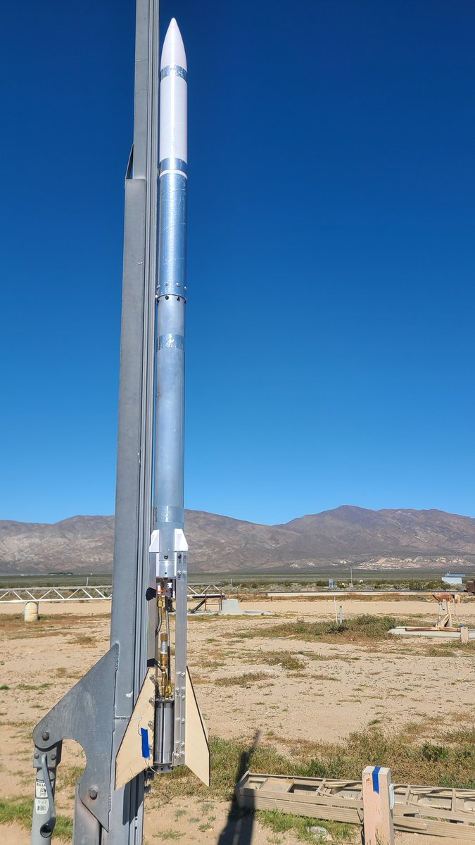 Half Cat Rocketry tweet media