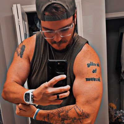 Not bad for a former fat guy 👏#NewProfilePic