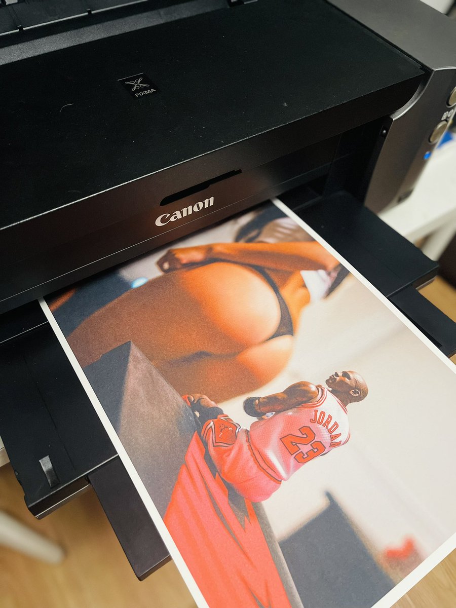 LeicaBeast's tweet photo. Print your own art… or just buy mine. Either way, your walls deserve better. 📸😏 https://t.co/w9N36Ar7Ai