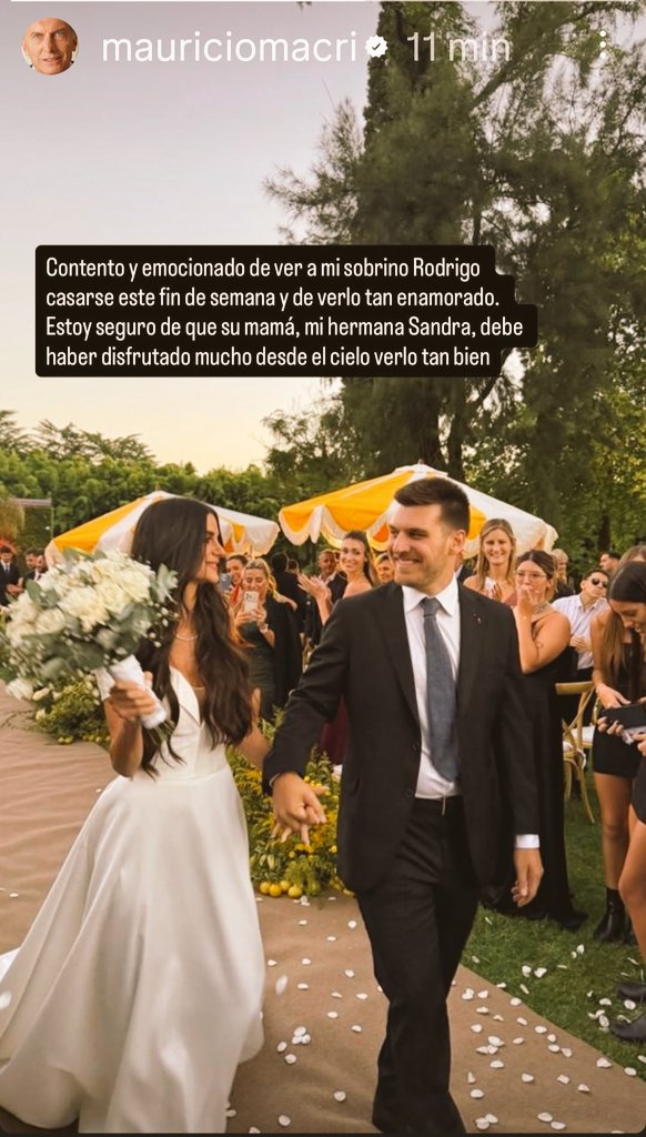 dianadosanto's tweet photo. ÉSTA FOTO COMPARTIÓ MÍ ÚNICO PRESIDENTE MÍ ÚNICO LÍDER @mauriciomacri 🐱💛💪 https://t.co/yqoez4432e