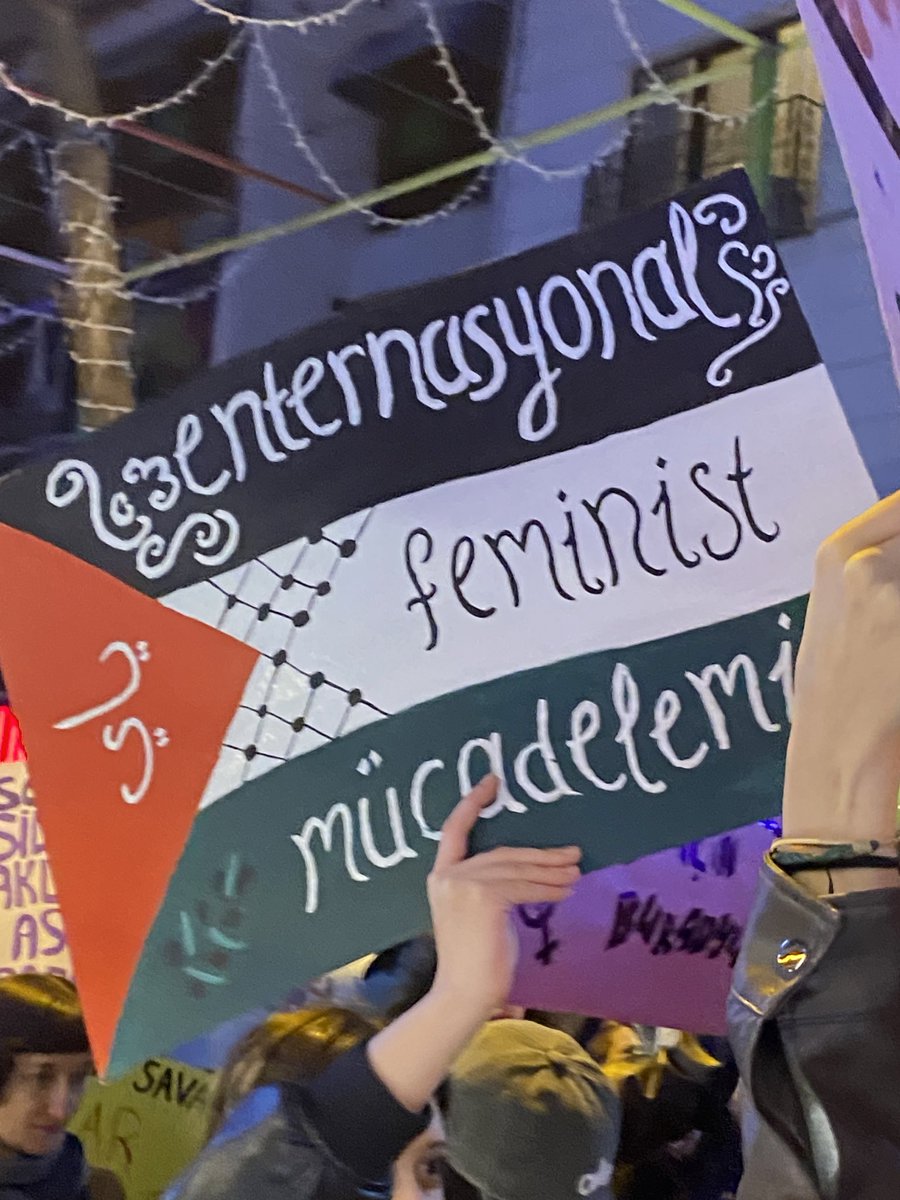 rinxlaya's tweet photo. #8M2026 Ankara Feminist Gece Yürüyüşü https://t.co/ZoSlqesOkL