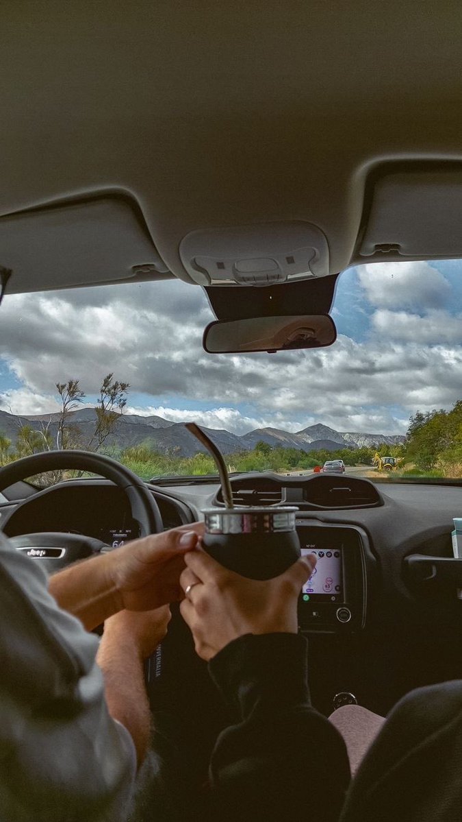 monogamia y muchos viajes juntos❤️‍🩹