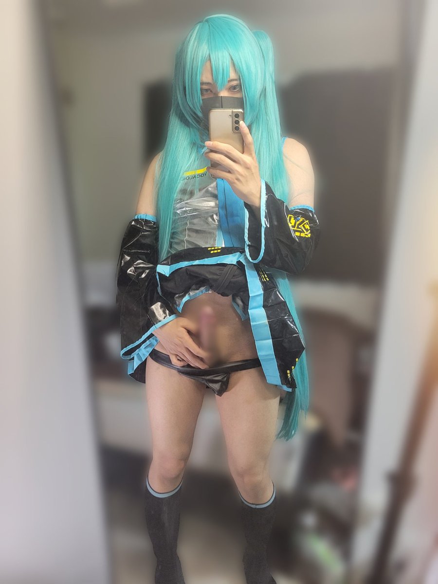 sanpaku_gun389's tweet photo. #ミクの日 https://t.co/DXbvH1wt5R