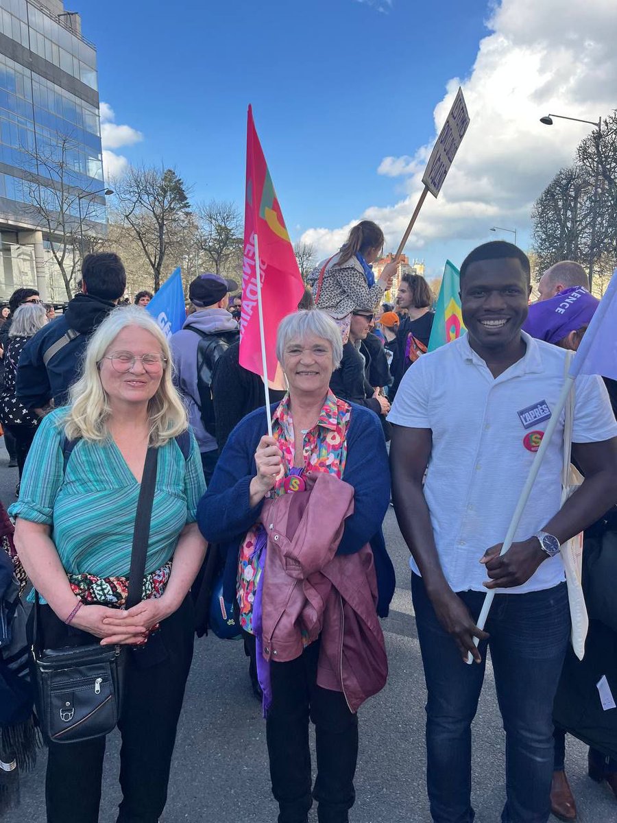 Les Jeunes de L'APRÈS tweet media