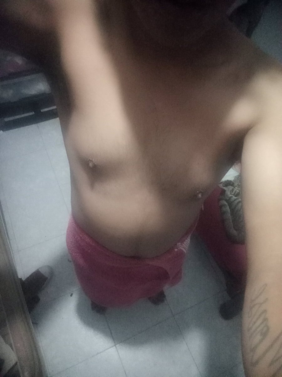 single_didimoto's tweet photo. Acabandome de bañar y adar la vuelta 🔞💯🔥
Una madurita por Cetis 42 o al rededores para unas mamadas o un faje 🔥💯🔞
No escon respeto y discreción 💓❤️ 
Este domingo ando muy caliente ♨️♨️ 
#domingodeexhibición #domigodeputeria
#domingosingle
#lomasdelaestancia
#cetis42 https://t.co/3U7verOiYJ