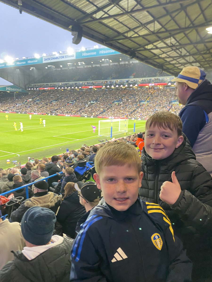 Stephen Crawford tweet media