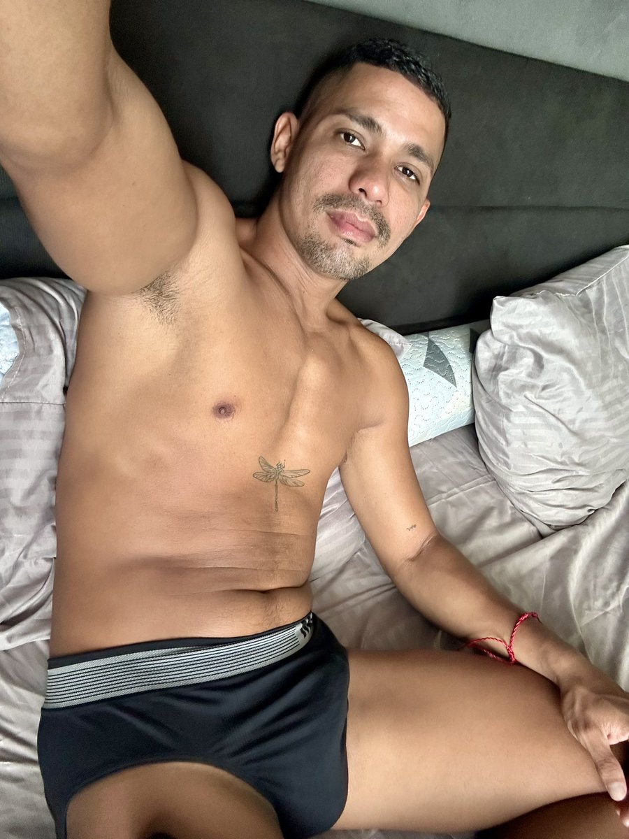 Descansando depois de ontem 🔥 o <a href="/BBGARIMANAUS/">MARLISSON BORGES 120 K</a> sabe muito bem oque faz … daqui a pouco posto por aqui hehe