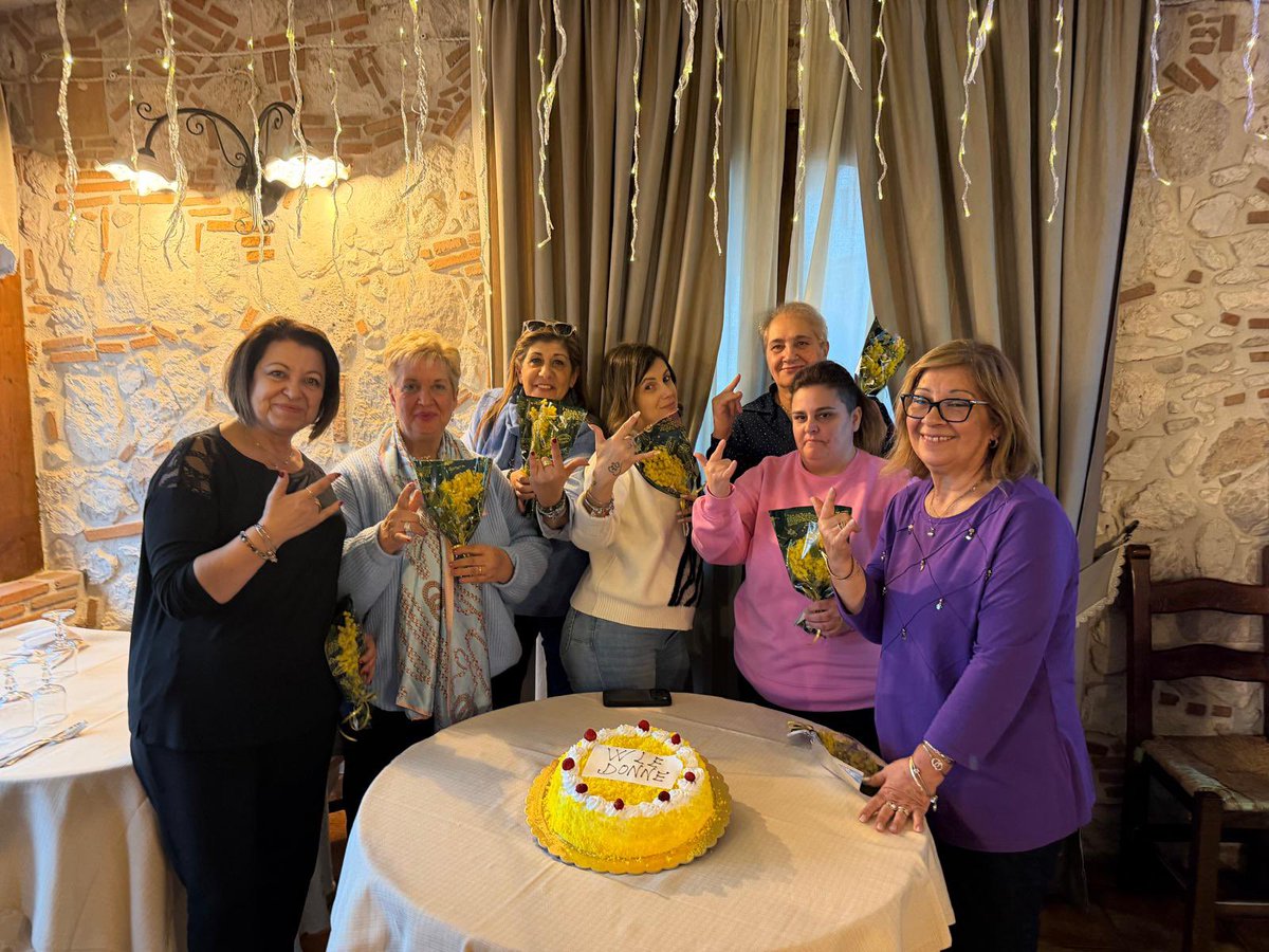 Buona festa della donna a tutti ❤️❤️