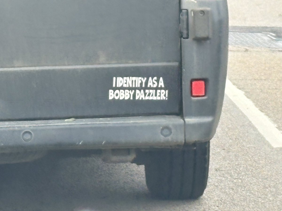 markrowlands569's tweet photo. This made me chuckle while driving today…
‘I identify as a Bobby Dazzler.’
Hard to argue with.
#OnlyInBritain #BritishHumour https://t.co/lV9Y7IbfeI