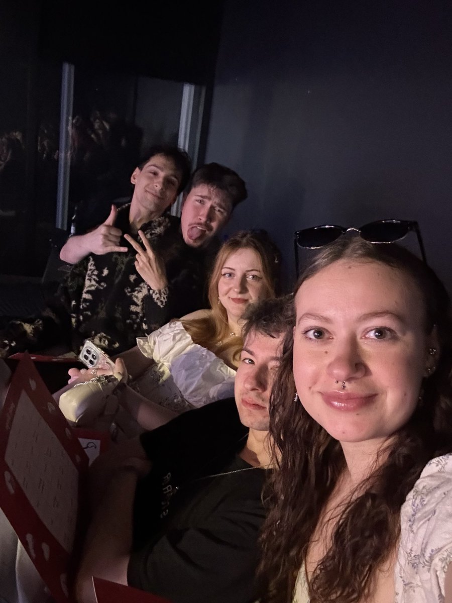 Miriam Richter tweet media