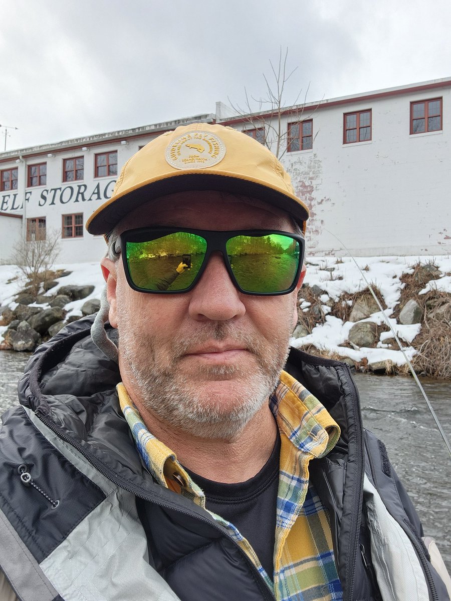 mark_ottowell's tweet photo. Fishing the old Hitchcock Chair Factory in Riverton Connecticut https://t.co/PFYO6WPOHl