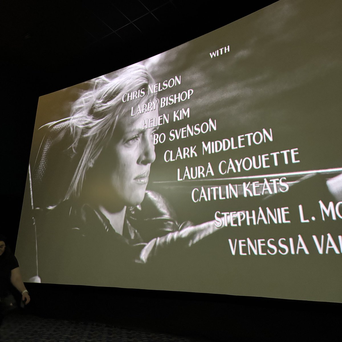arthursgadelha's tweet photo. Que experiência saborosa assistir 4h35m de KILL BILL no cinema. Quem for estudar Hollywood no século seguinte vai tentar entender por que esse(s) filme(s) soa alienígena na filmografia americana e nada depois soa parecido. Uma Thurman cravou aqui sua permanência na história. https://t.co/KtIw7dWw67
