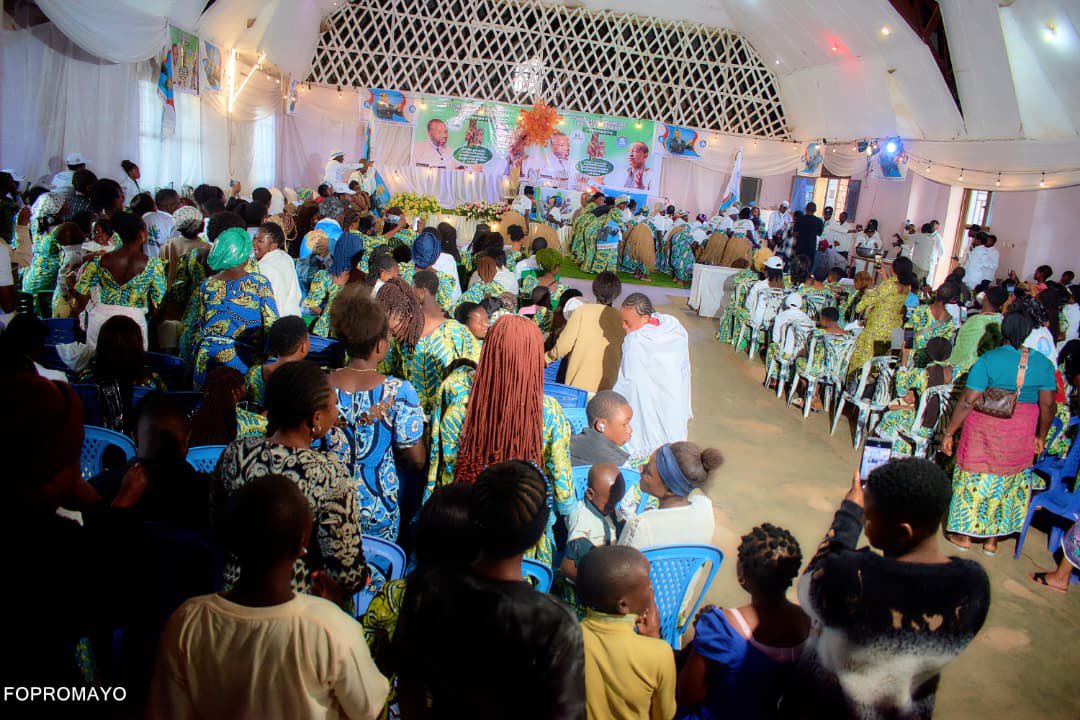 PrMatofali's tweet photo. #Butembo : c’est ainsi que les femmes et les filles de la Fondation @PrMatofali , #FOPROMAYO,Asbl , une association affiliée au parti #Ensemble du Pr @moise_katumbi ont passé leur journée du 8 mars 2026 dans un échange riche en couleur !
Hon @PrMatofali , opposant républicain et proche du Pr @moise_katumbi