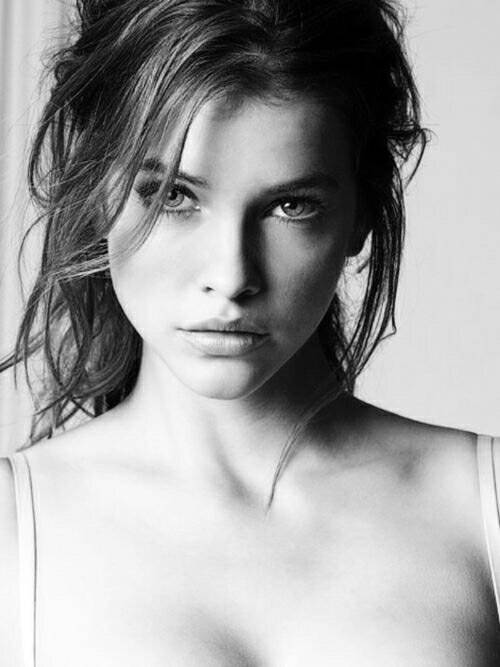 CutestNymph's tweet photo. Black and white face porn. https://t.co/2hiwVbB8wm