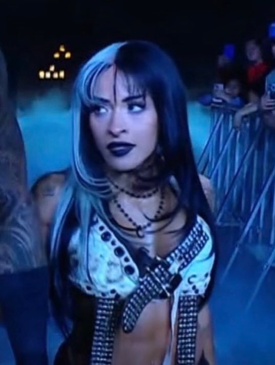 Queen Zelina ☼ NOT @ZelinaVegaWWE tweet media