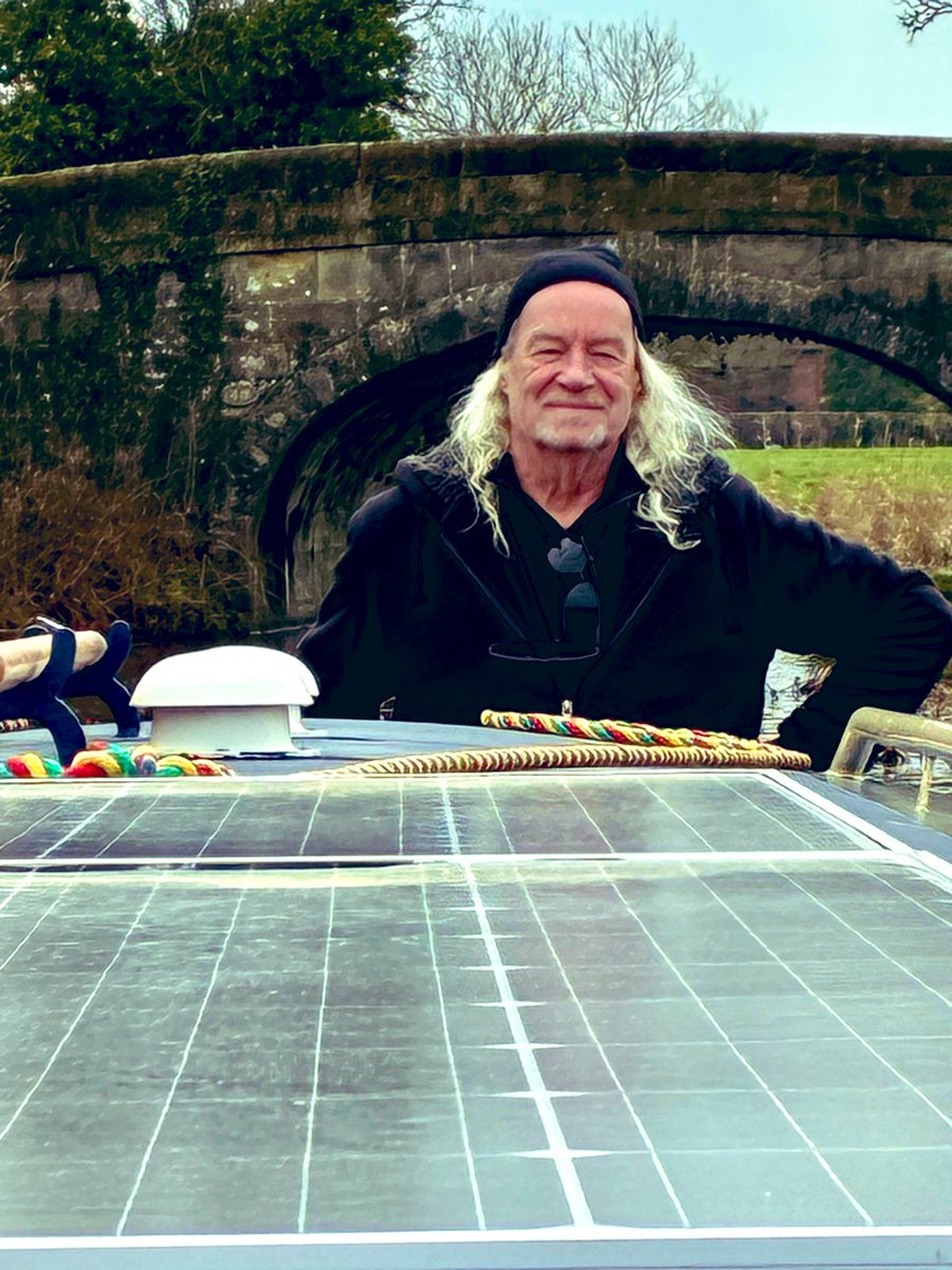 Tony Warne tweet media