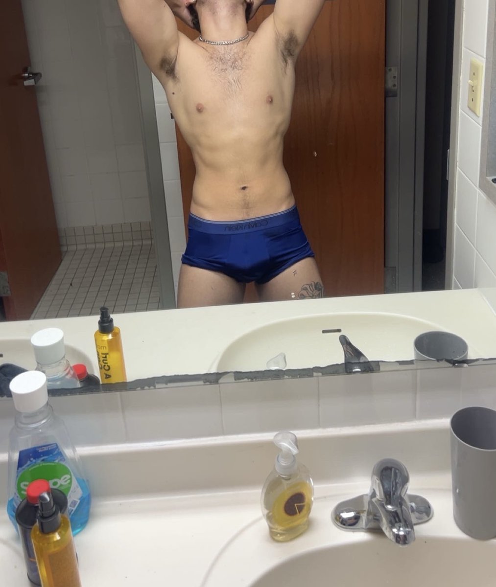 Davey__777's tweet photo. How is my body looking 👀 https://t.co/ydqW4ChenO