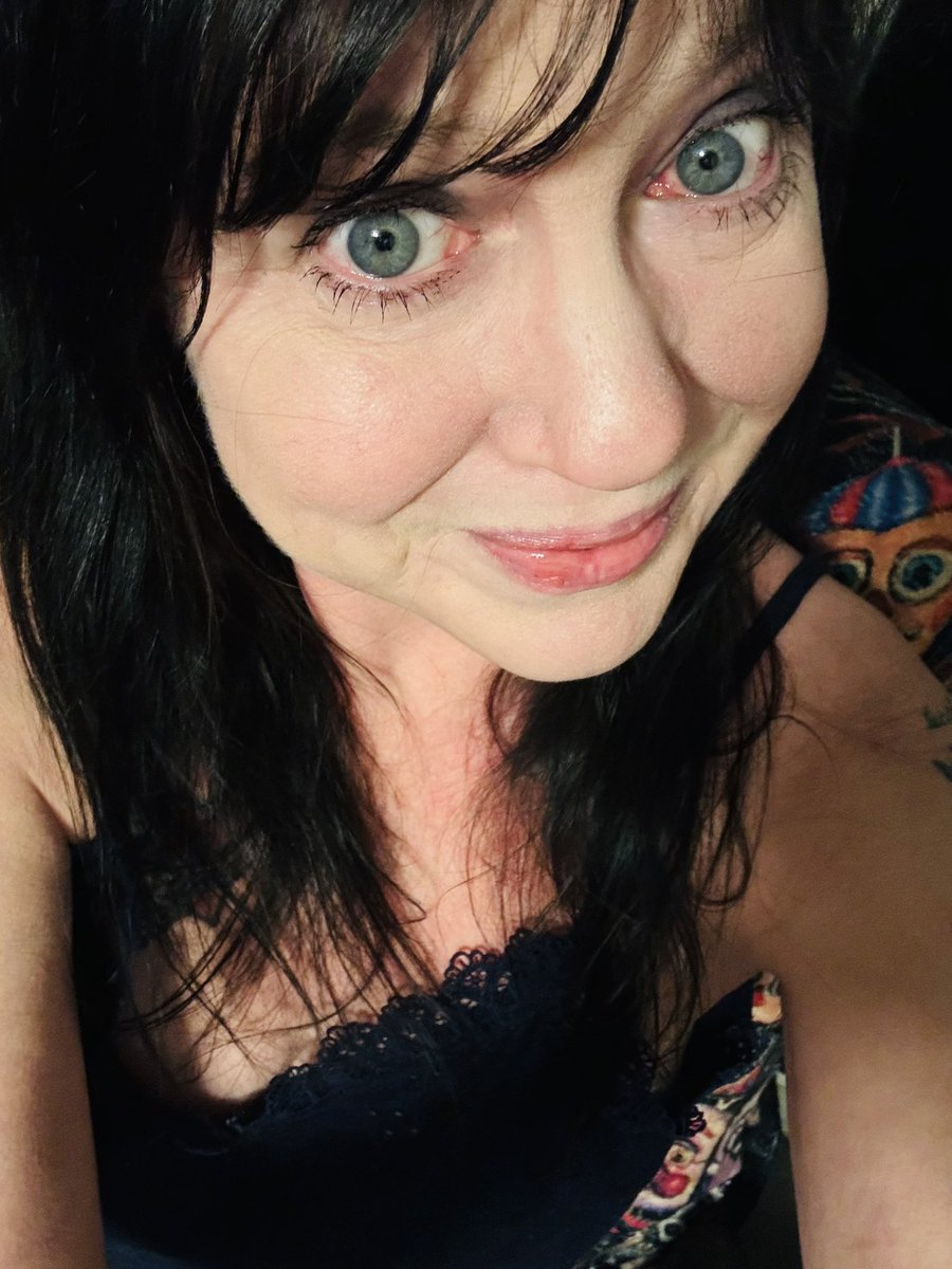 Nanny Ellie tweet media