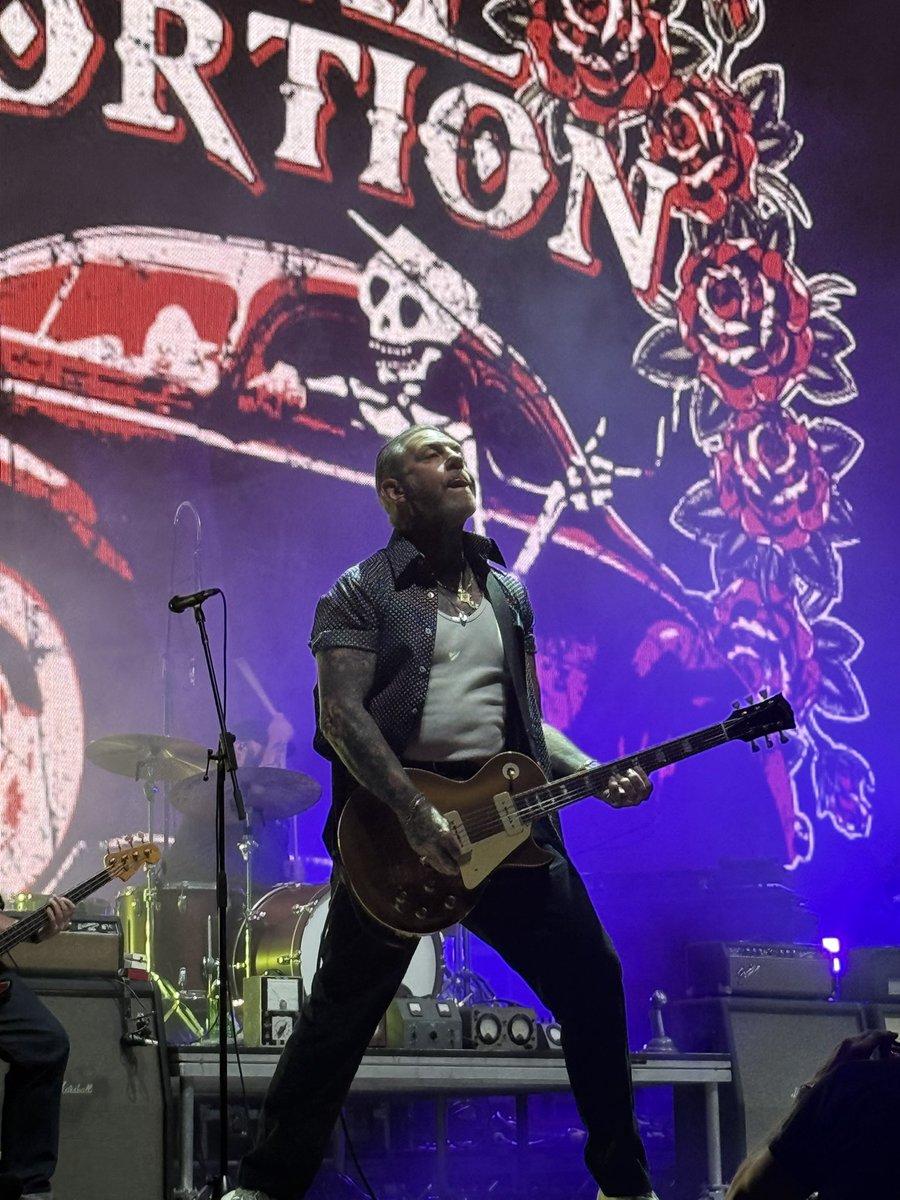 kenny jervis🇺🇦🌻 tweet media