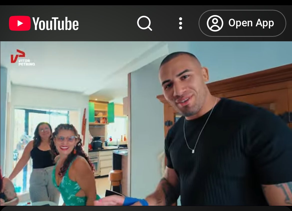 TheUFCGirl's tweet image. Looks like Vitor Petrino (-250) has suffered a broken hand. 

His opponent is Steven Asplund (+200) 7-1 6 KO’s #UFCVegas114