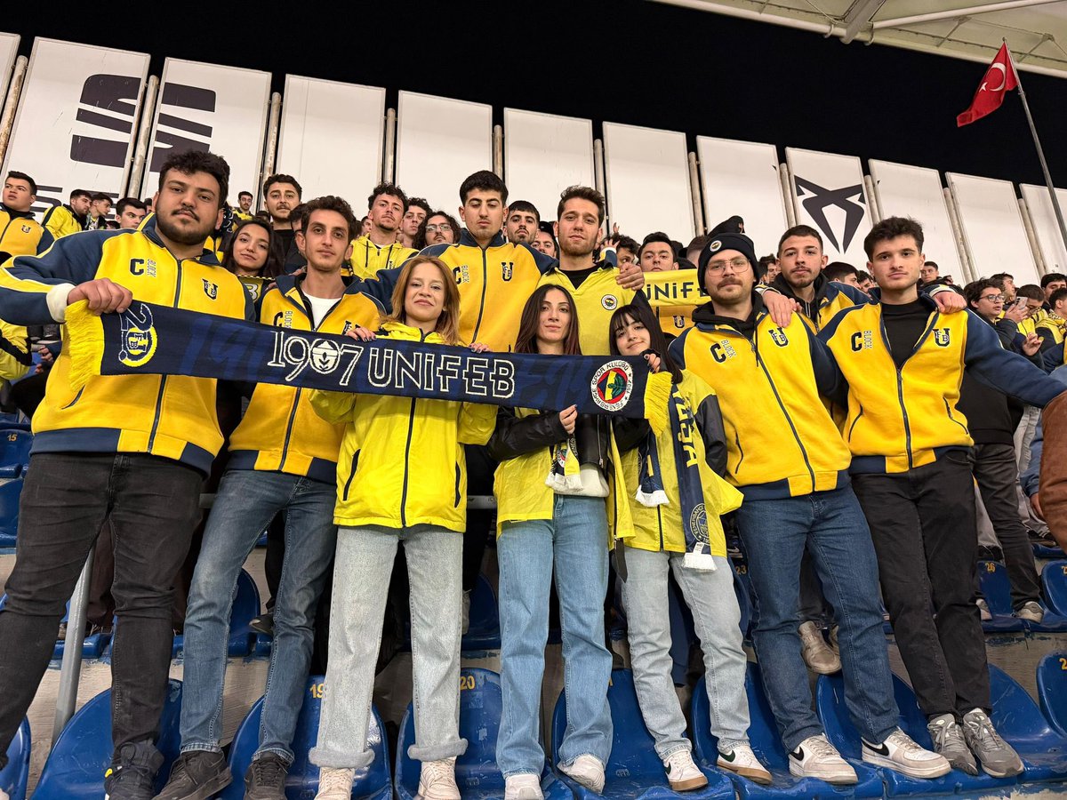 UFBGaziantep's tweet photo. “SANA İNANDIM KOŞTUM GELDİM”

Fenerbahçe 3 - 2  Samsunspor https://t.co/TomQYeVjJC