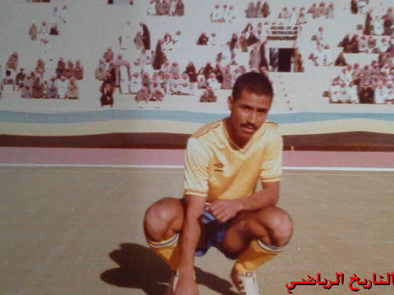 kbobe111's tweet photo. بحثت وما حصلت جواب 

من اللاعب هذا ؟ 

💙💛🖤 https://t.co/rISzr8JQsO