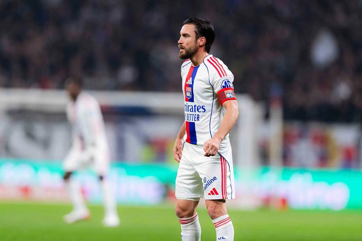 STATS 📈📉

127
Avec 127 matches au compteur sous les couleurs de l’OL, toutes compétitions confondues, Nicolás TAGLIAFICO dépasse le latéral belge Éric DEFLANDRE au nombre d’apparitions avec l’OL.

#TeamOL #OLPFC #Tagliafico ♥️💙