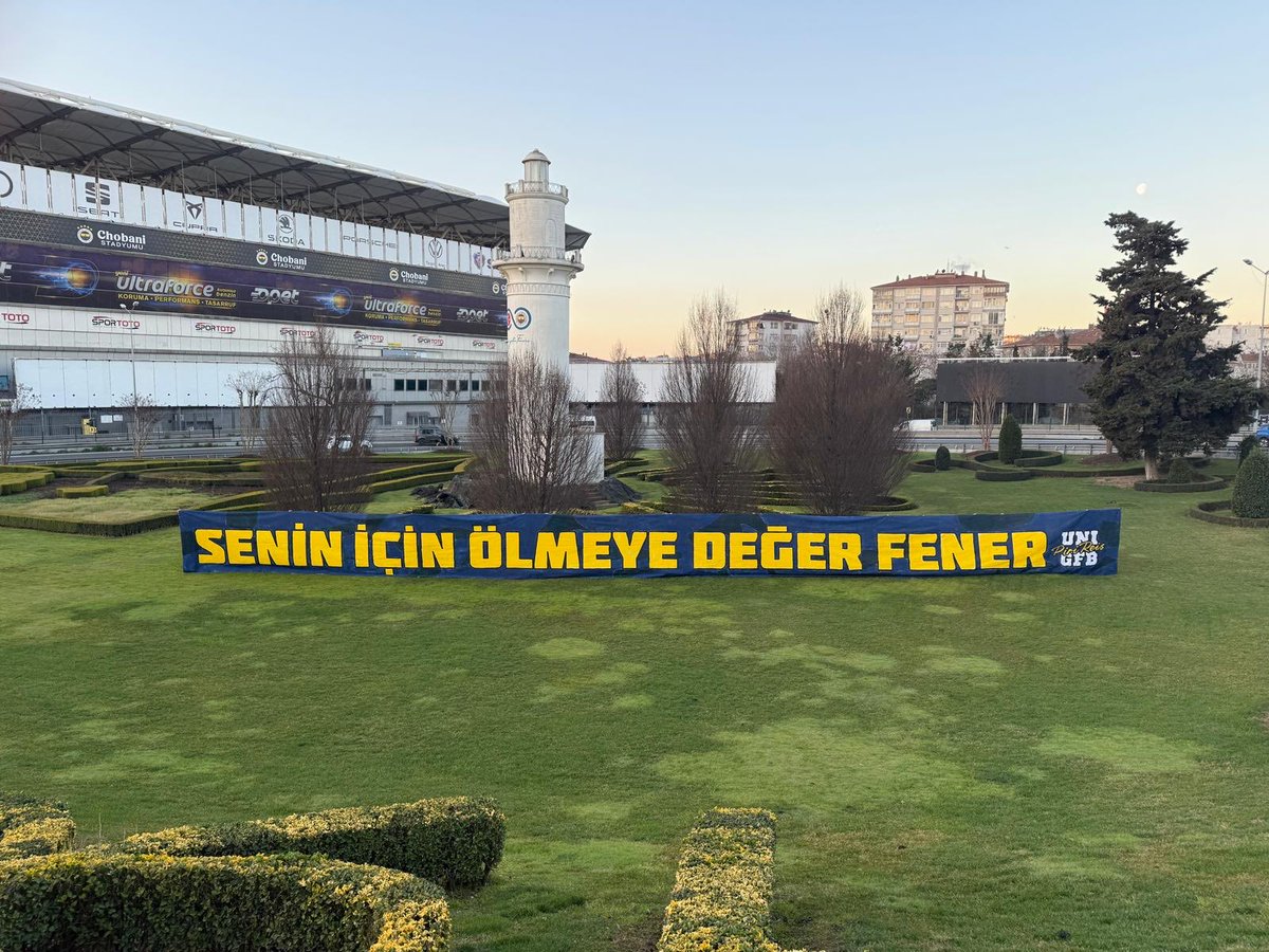 SENİN İÇİN ÖLMEYE DEĞER FENER! #UNIGFB