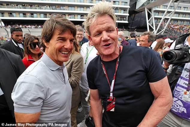 Humanbydesign3's tweet photo. 2 biological fema💩les which pretend to be m🥒ales..#TomCruise and #GordonRamsey..watch the fake jaw implants.. https://t.co/Omv1zWFpzH