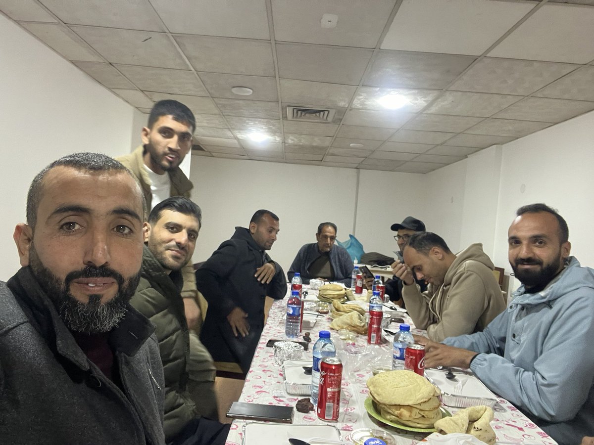 HexaCIT's tweet photo. أقامت شركة هكسا إفطارًا جماعيًا لموظفيها في أجواء جميلة مليئة بروح الفريق. 🌙
كانت فرصة للالتقاء خارج أجواء العمل ومشاركة لحظات مميزة معًا.

رمضان مبارك وكل عام وأنتم بخير.
#رمضان  #هكسا https://t.co/KThHY8956E