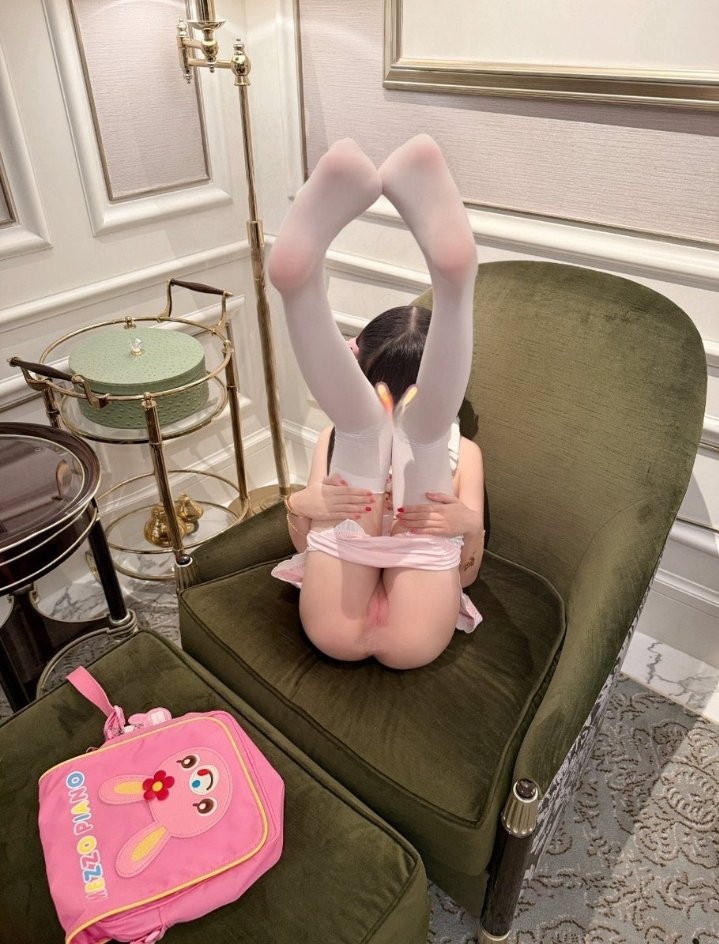 inf29x's tweet photo. ────୨ৎ────
𝑩𝒐𝒏𝒊𝒕𝒂, 𝒃𝒐𝒏𝒊𝒕𝒂, 𝒔𝒐𝒍𝒐 𝒖𝒏𝒂 𝒏𝒆𝒏𝒂 𝒃𝒐𝒏𝒊𝒕𝒂 
                  ໒꒰ྀི⁄ ⁄>⁄ ⁄ <⁄ ⁄꒱ྀི১

#sexrol #freerol #Dolly #doll https://t.co/DsOc06cl1w