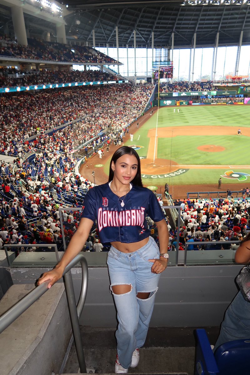 yarimarcano_'s tweet photo. Clásico Mundial de Béisbol y obvio ganó Dominicana🇩🇴⚾️ https://t.co/8zu8UxR5m1
