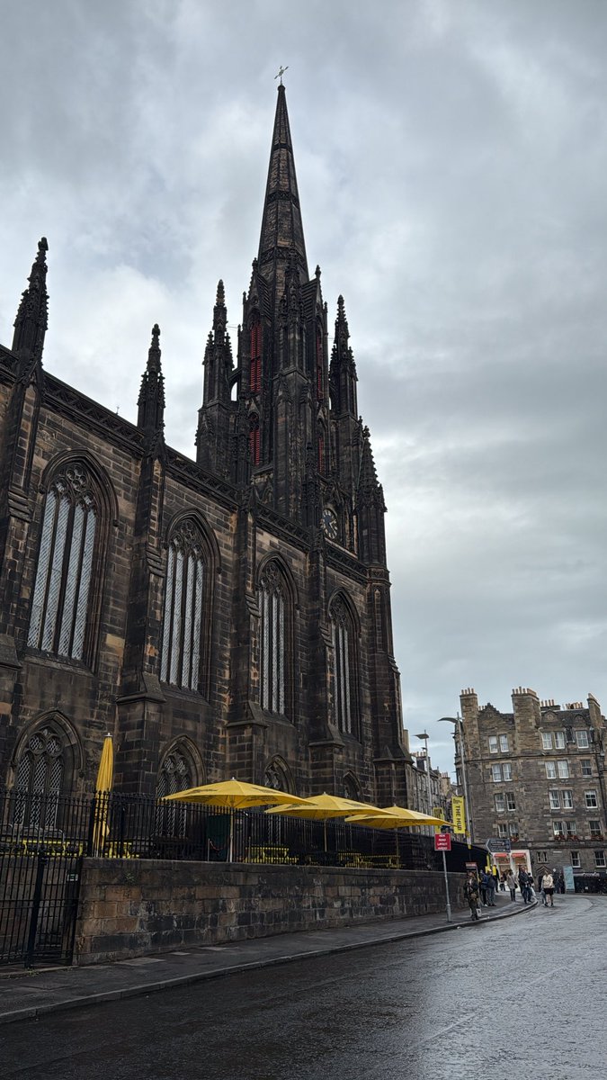 𝐆 𝐄 𝐀 tweet media