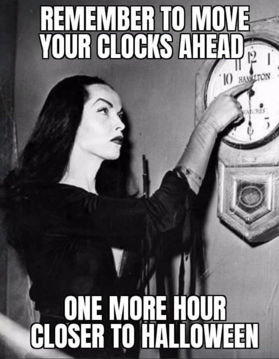 Gothic Barbie tweet media