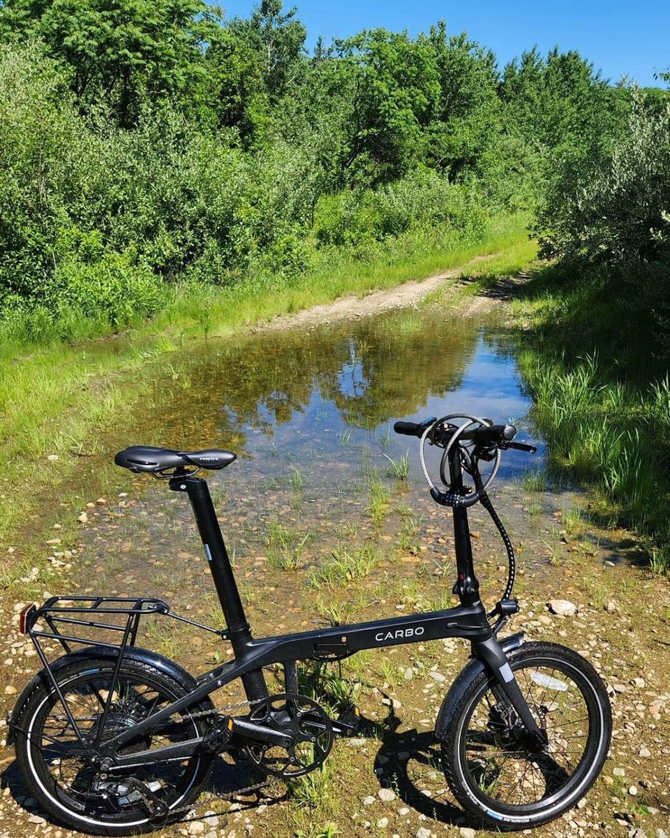 When the road ends, the ride begins. 🌿 

#ridecarbo #carbo #carboelectricbike #ebike #foldingebike #lightweightebike

Images courtesy of our CARBO community.