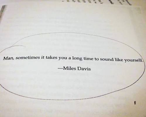 N O S ⋊ Ɔ I ᴚ ᴚ Ǝ ᗡ   ⊥ ⊥ O Ɔ S tweet media