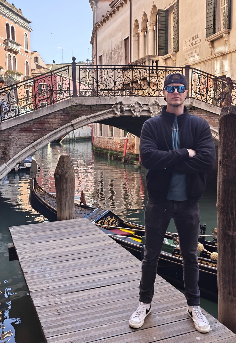 Alpha Travis tweet media