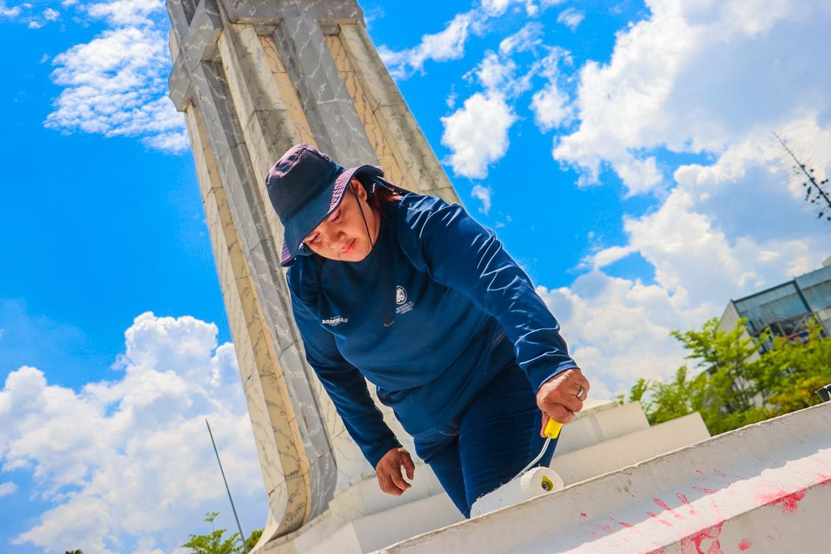 Los actos que dañan el espacio público, NO NOS REPRESENTAN. 

Hoy reafirmamos que el verdadero orgullo se demuestra con trabajo, respeto y compromiso con nuestra ciudad. Las mujeres también construyen, cuidan y recuperan los espacios que pertenecen a todos. 🙋🏻‍♀️