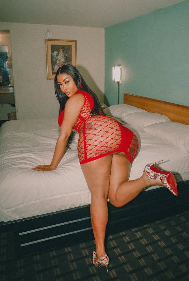 Moriah Mills 🖤 tweet media