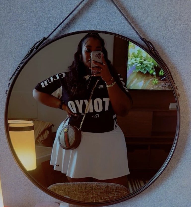 honey dip 🍯 tweet media