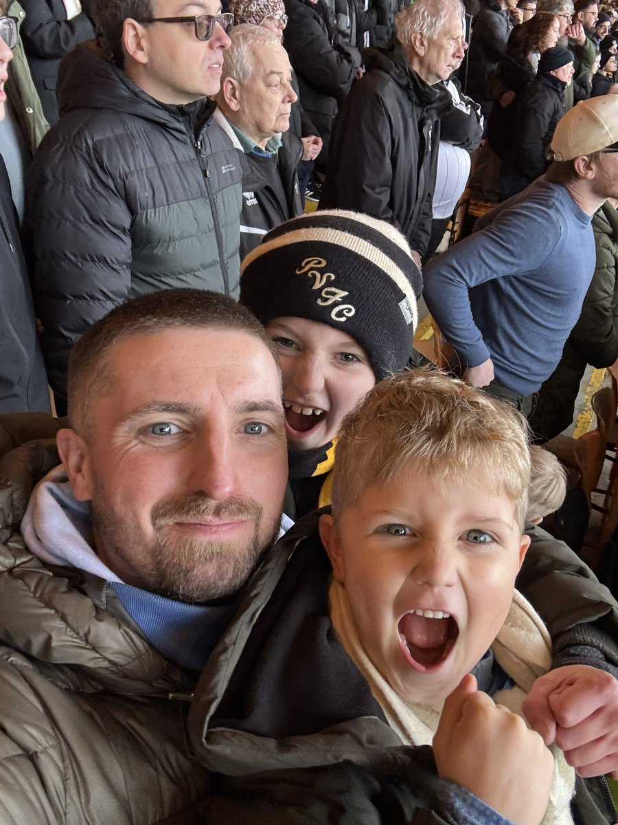 Yozza Hughes tweet media