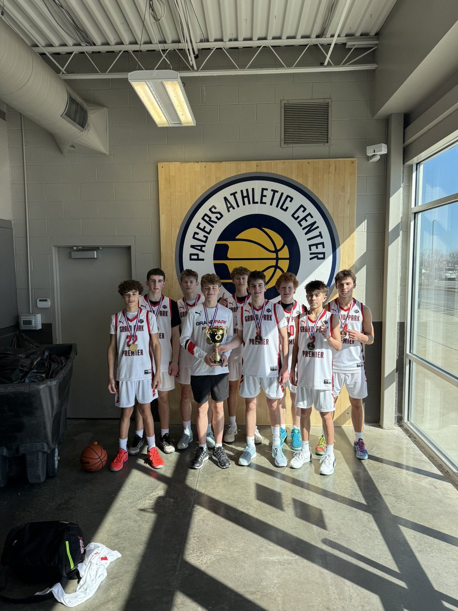 Dustin Smith tweet media